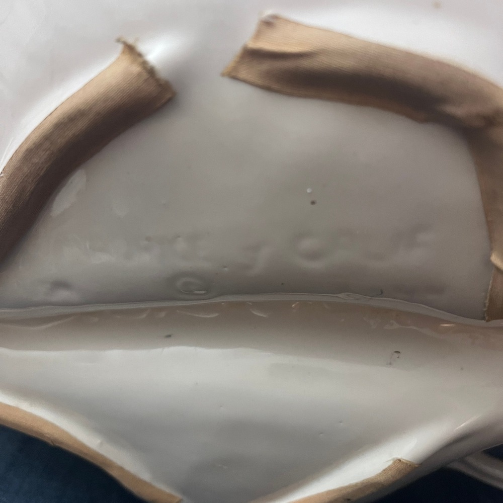 Vintage MCM Maurice of California Pottery Leaf Shaped Ashtray Gold Trim White - Picture 6 of 6